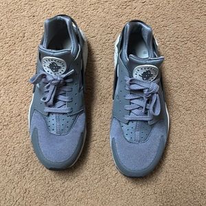 Air Huarache ‘Dark Grey’